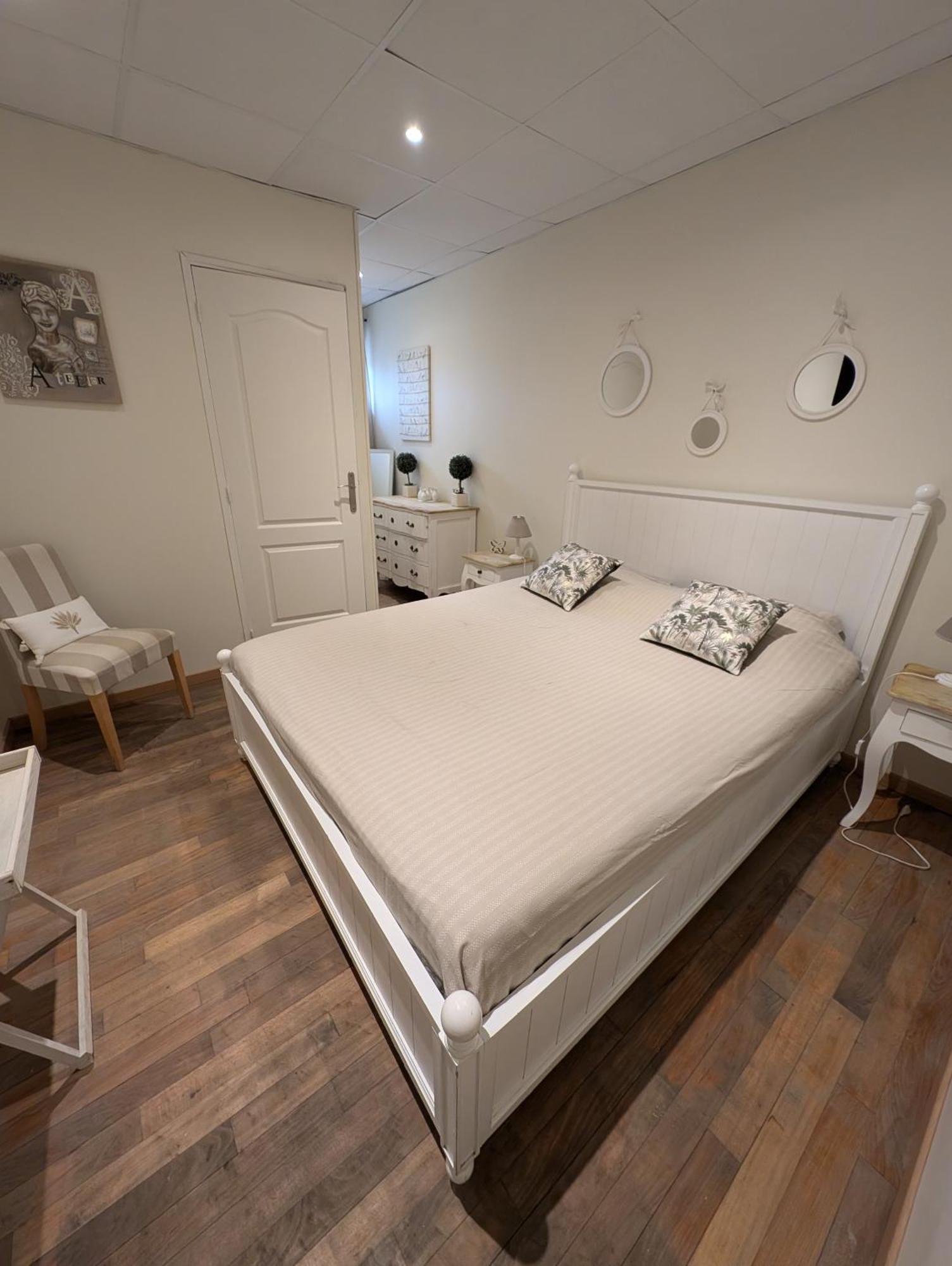 Appart'Hotel Auxerre Monéteau Rum bild